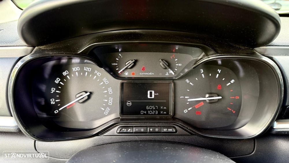 Citroën C3 1.2 PureTech Shine - 32