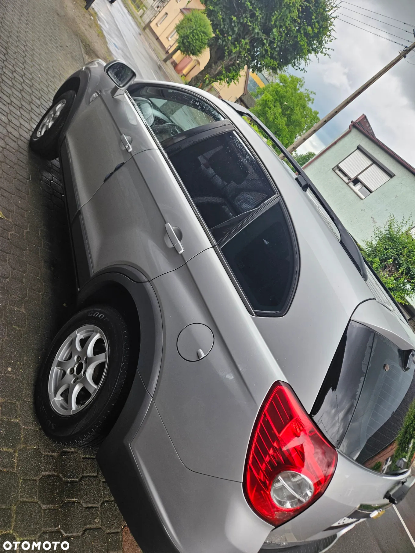 Chevrolet Captiva 2.4 LS 5os - 16