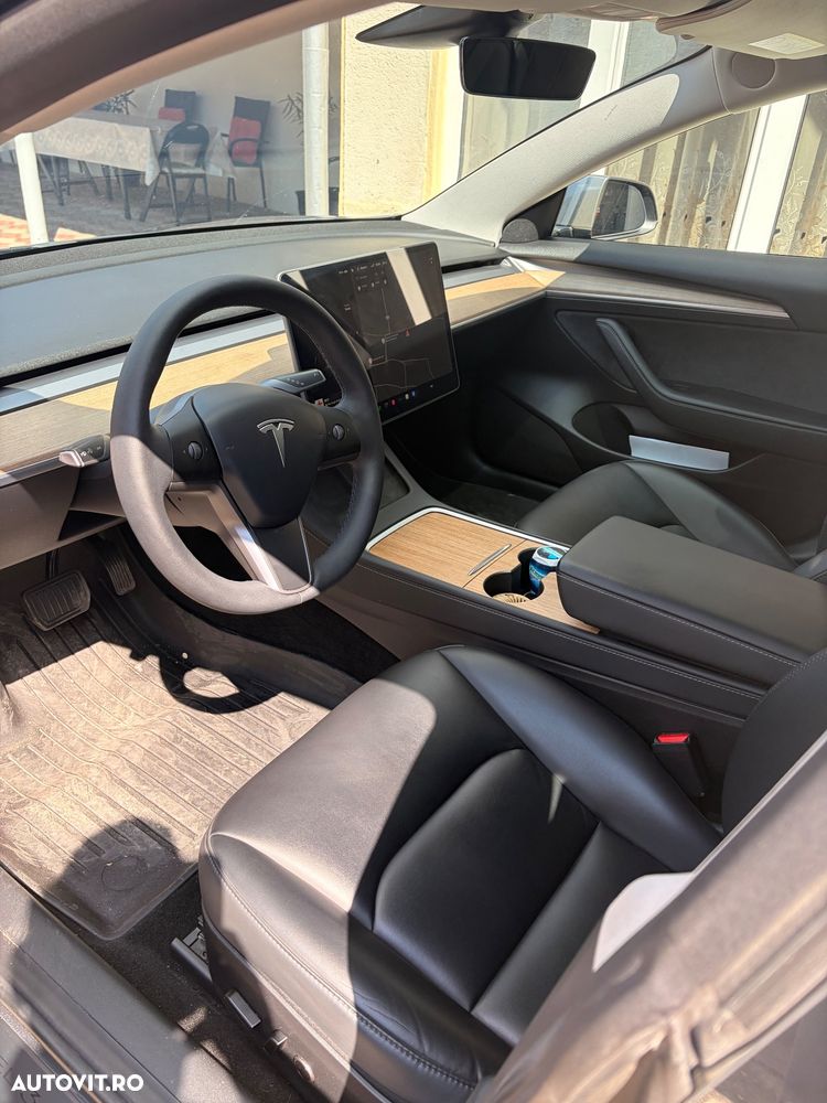 Tesla Model 3 Langstreckenbatterie Allradantrieb Dual Motor - 8