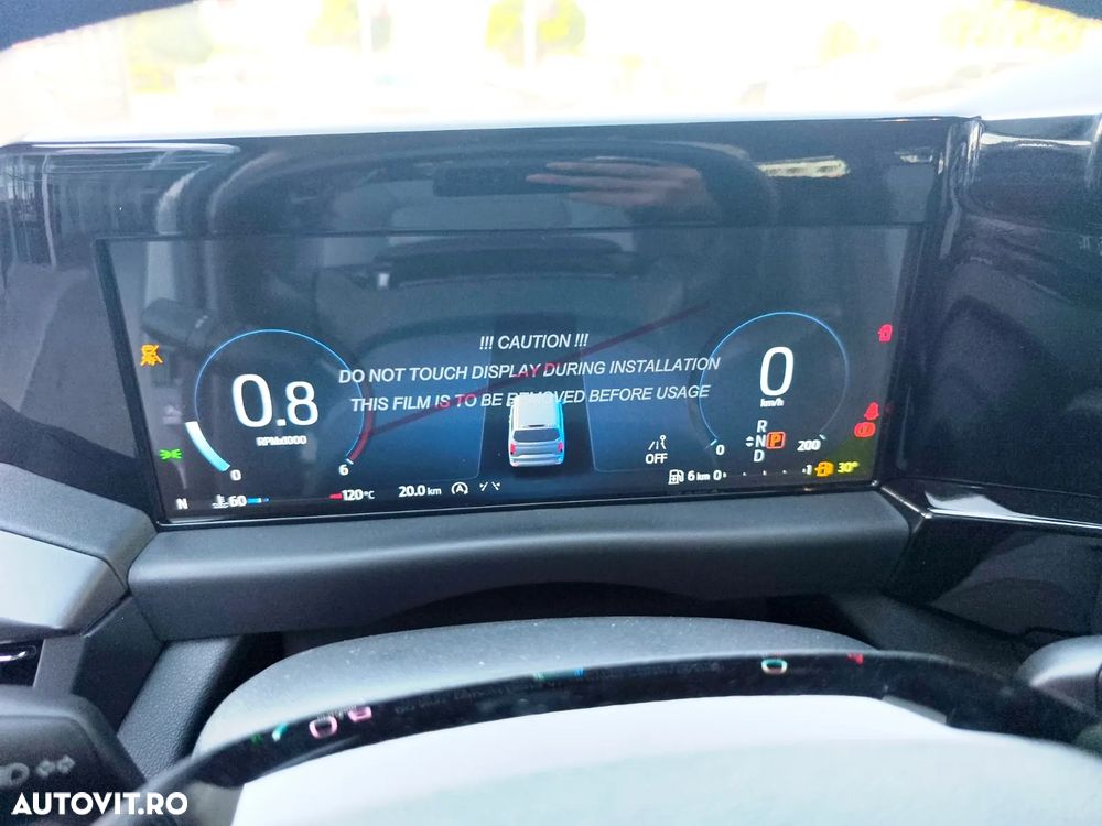 Ford Tourneo Custom - 11