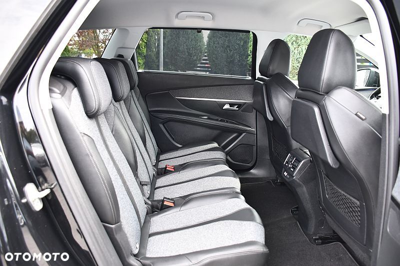Peugeot 5008 BlueHDi 130 Allure Pack - 23