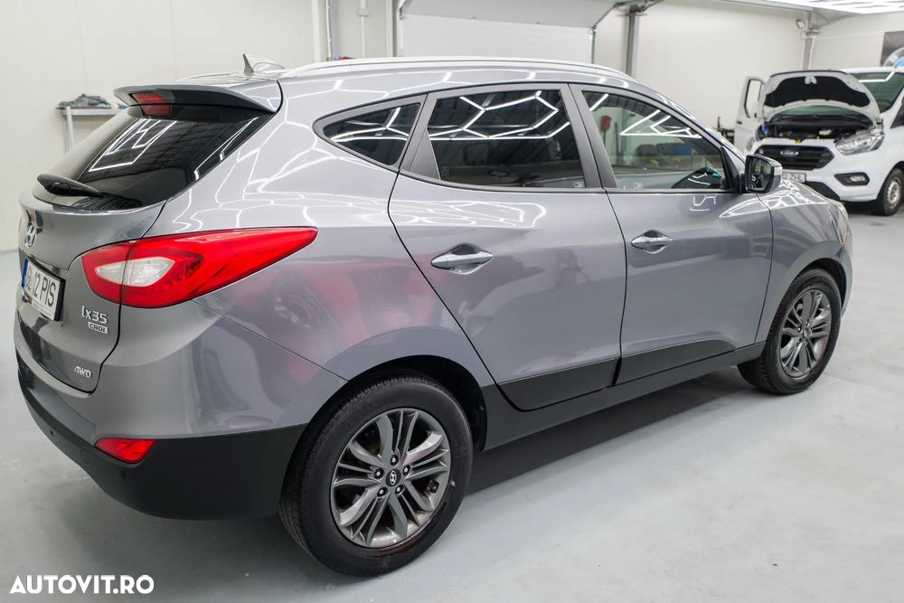Hyundai ix35 2.0 CRDI 4WD Automatik Premium - 5