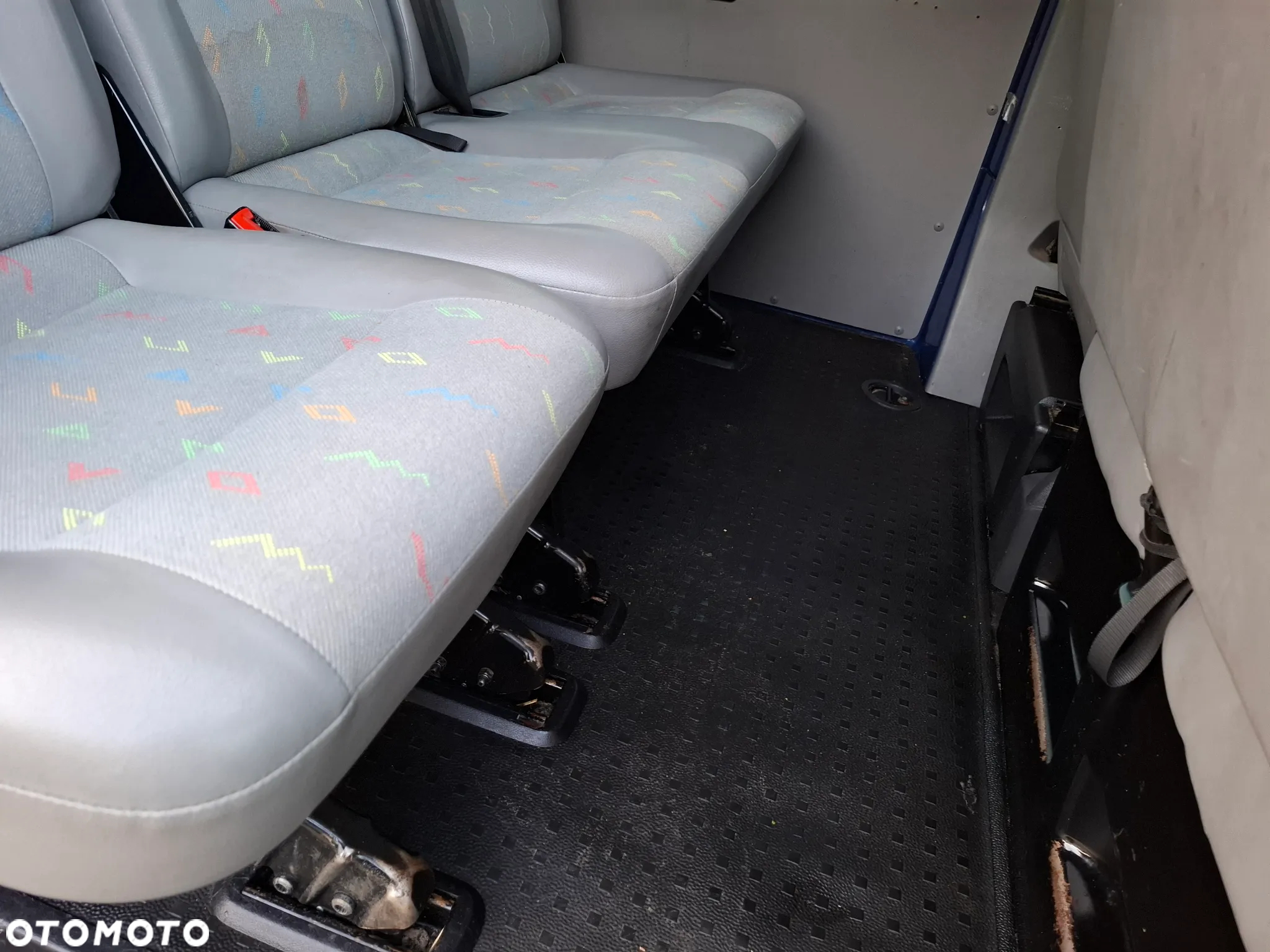 Volkswagen Transporter T5 TDI L2H1 - 20