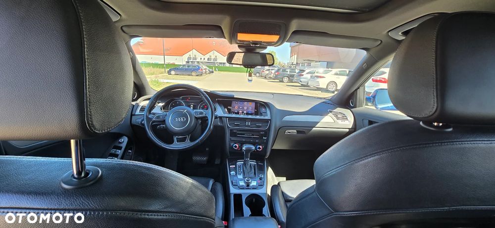 Audi A4 Avant 2.0 TDI Multitronic - 9