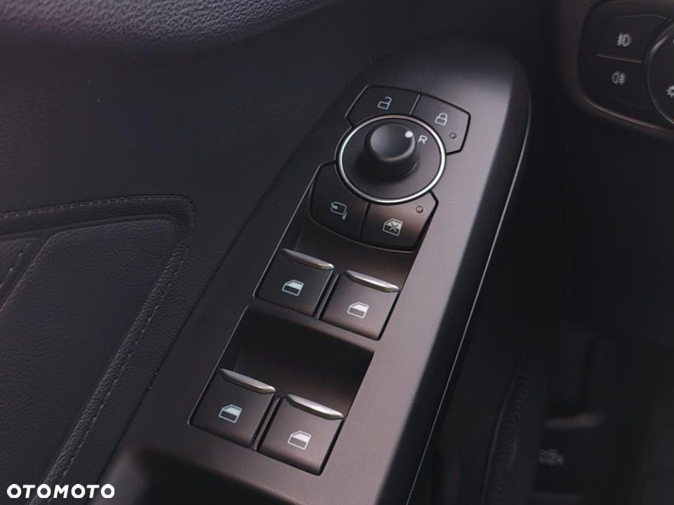 Ford Focus - 23