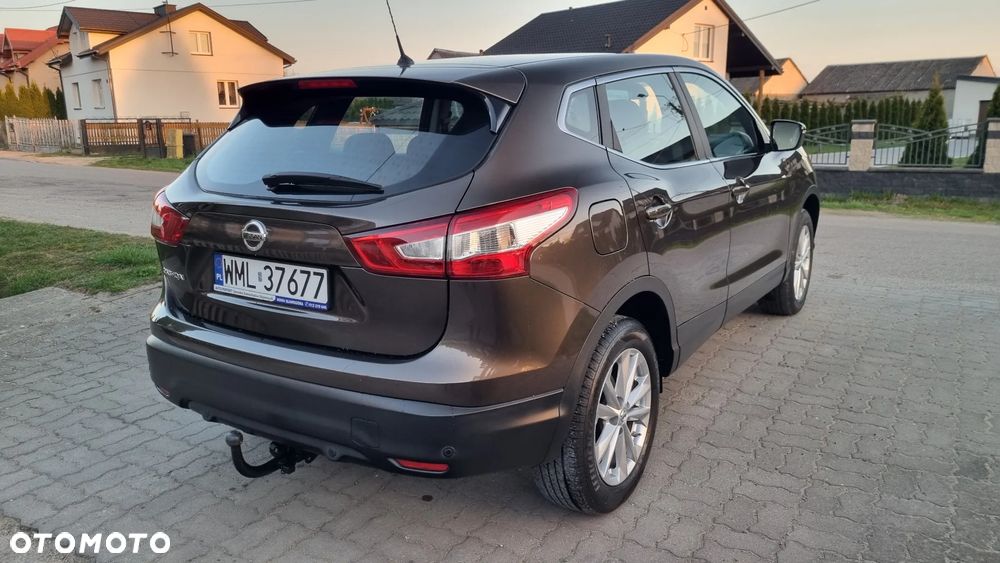 Nissan Qashqai 1.2 DIG-T N-Vision - 6