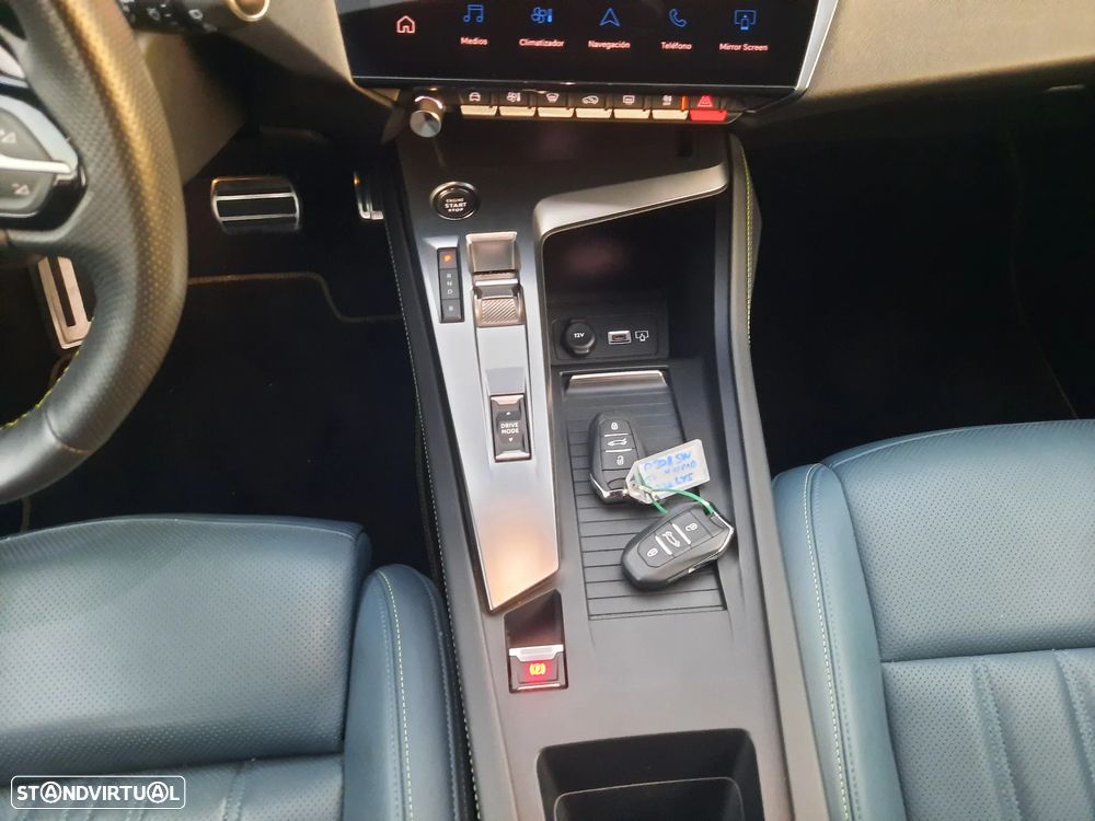 Peugeot 308 1.6 Hybrid GT Pack e-EAT8 - 42