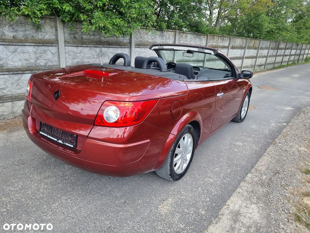 Renault Megane 1.6 Avantage - 18