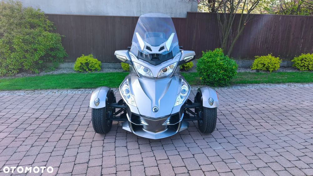 Can-Am Spyder - 4
