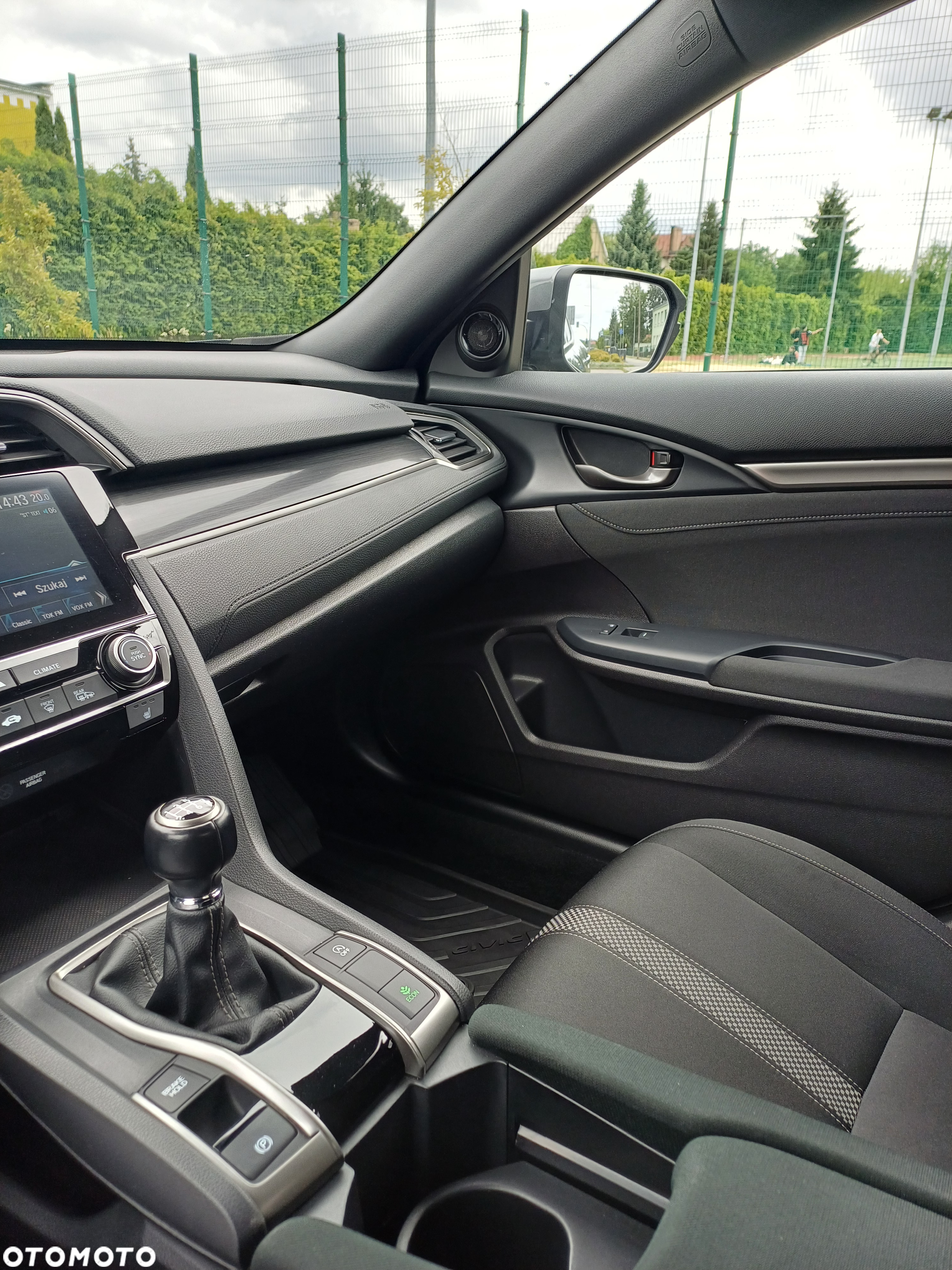 Honda Civic 1.0 T Elegance - 11