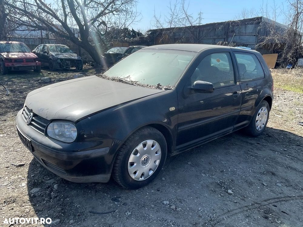 Dezmembrez Volkswagen Golf 4 Coupe AKL 1.6 8V 101CP - 1