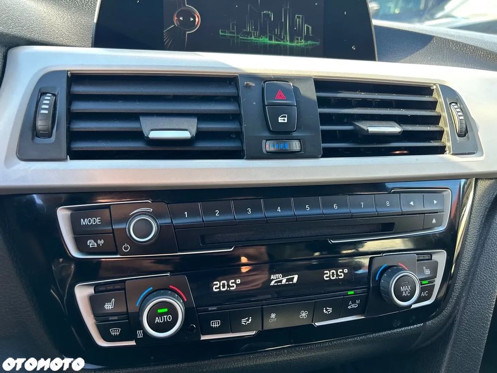 BMW Seria 3 318d - 20