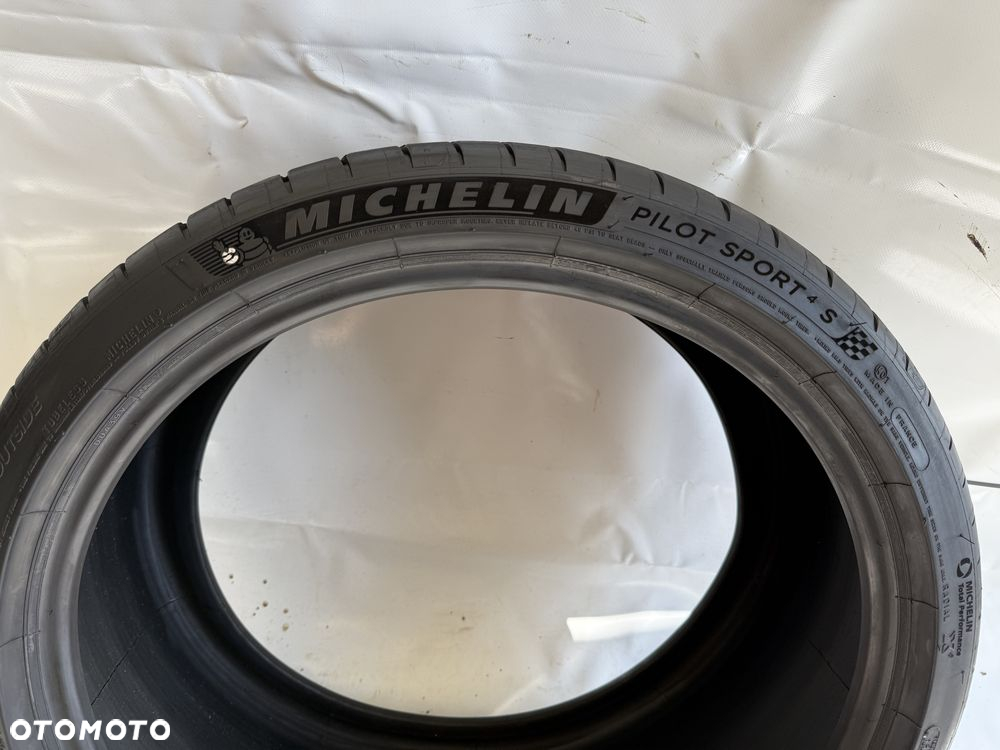 295/30/20 Michelin Pilot Sport 4S MO1 101Y 2022R - 3