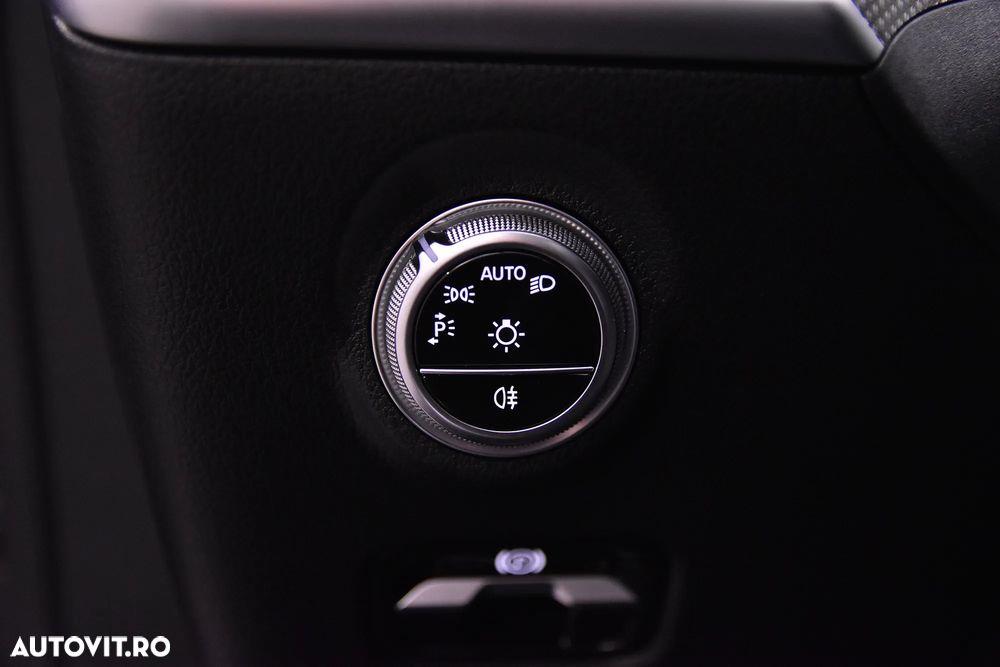 Mercedes-Benz C 300 9G-TRONIC AMG Line - 16