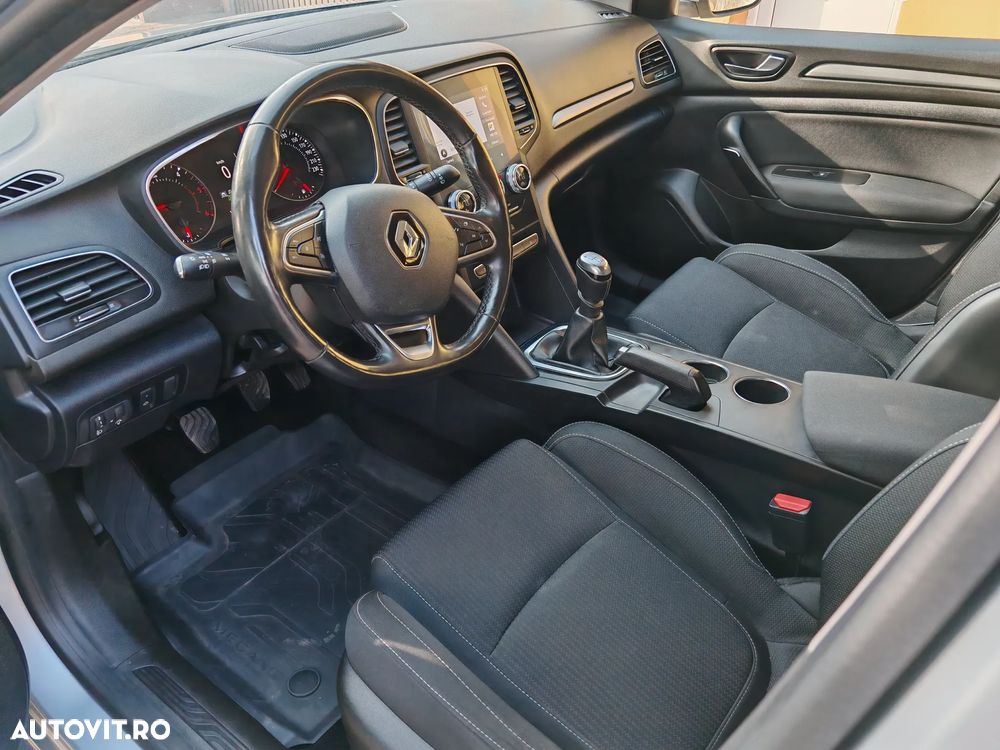 Renault Megane BLUE dCi 115 BUSINESS EDITION - 22