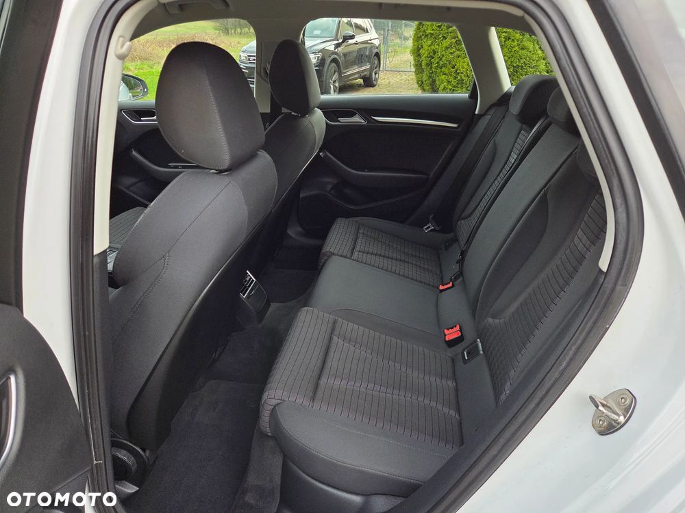 Audi A3 Sportback 2.0 TDI sport - 24