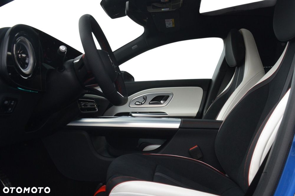 Mercedes-Benz CLA 200 mHEV 8G-DCT - 8
