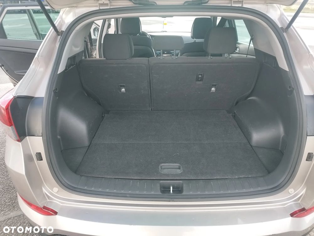 Hyundai Tucson 1.6 GDI BlueDrive Classic 2WD - 25