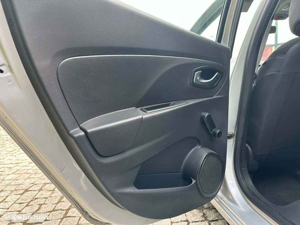 Renault Clio Sport Tourer 1.5 dCi Zen - 13