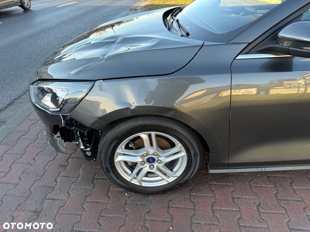 Ford Focus 1.0 EcoBoost Hybrid COOL&CONNECT - 5