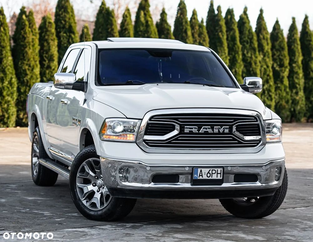 RAM 1500 Crew Cab Shortbed Limited - 4