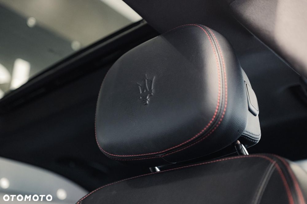 Maserati Ghibli S Q4 - 32