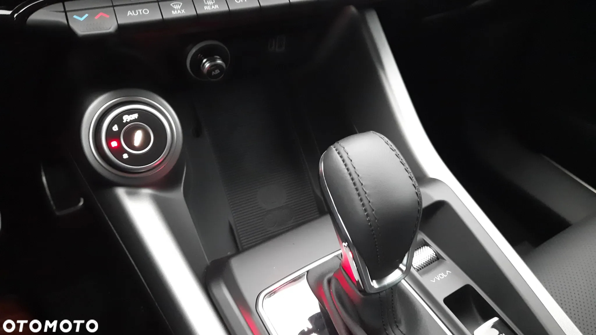 Alfa Romeo Tonale 1.5 T4 GSE Hybrid Veloce DCT - 13