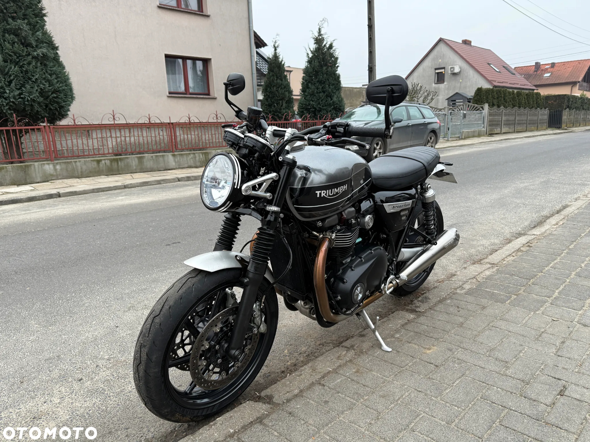 Triumph Speed Twin - 3