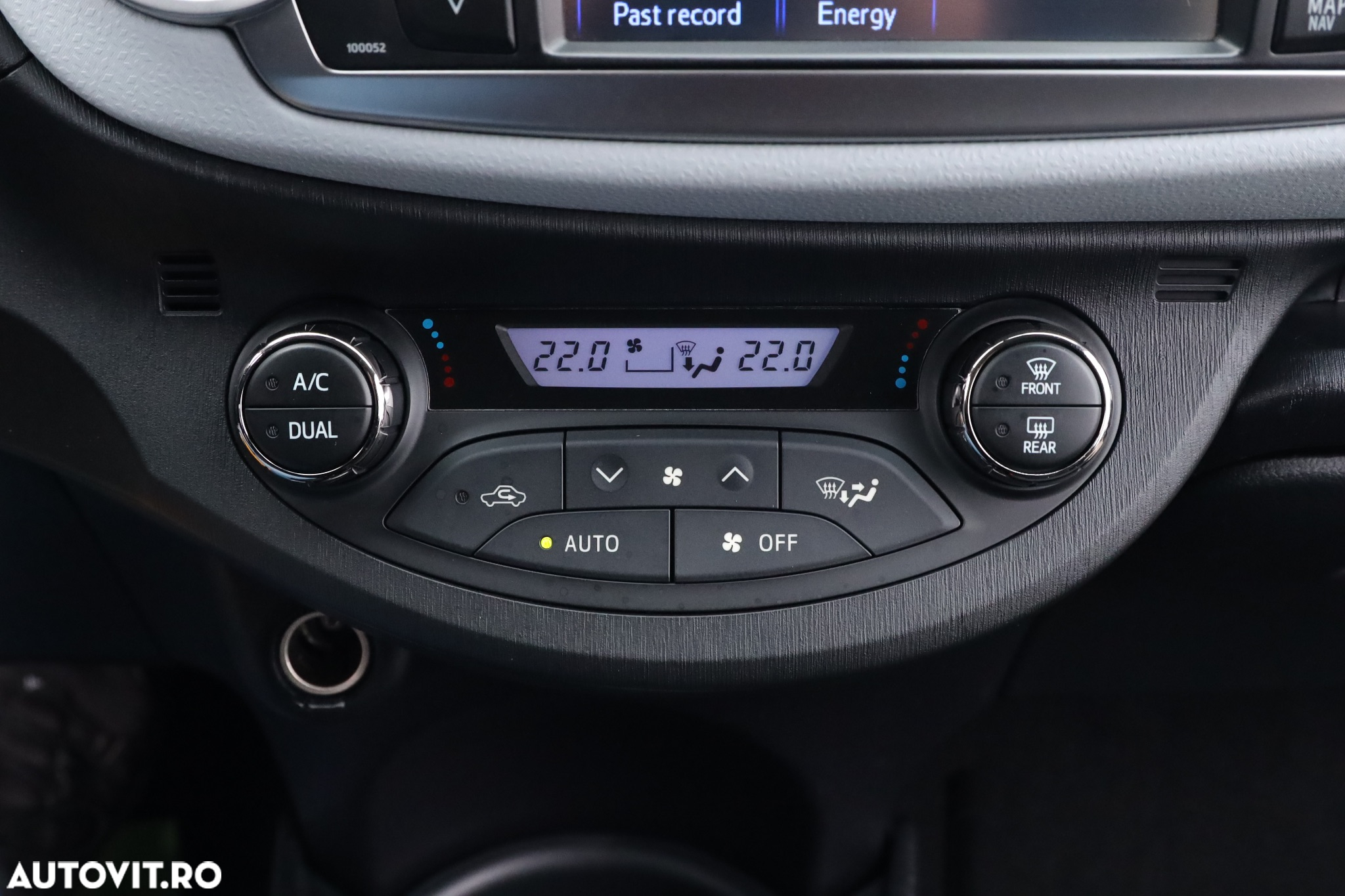 Toyota Yaris - 15