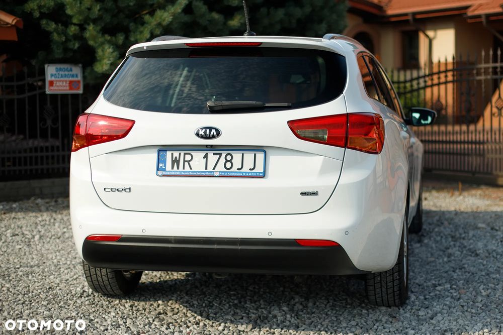 Kia Ceed 1.6 CRDi L - 8