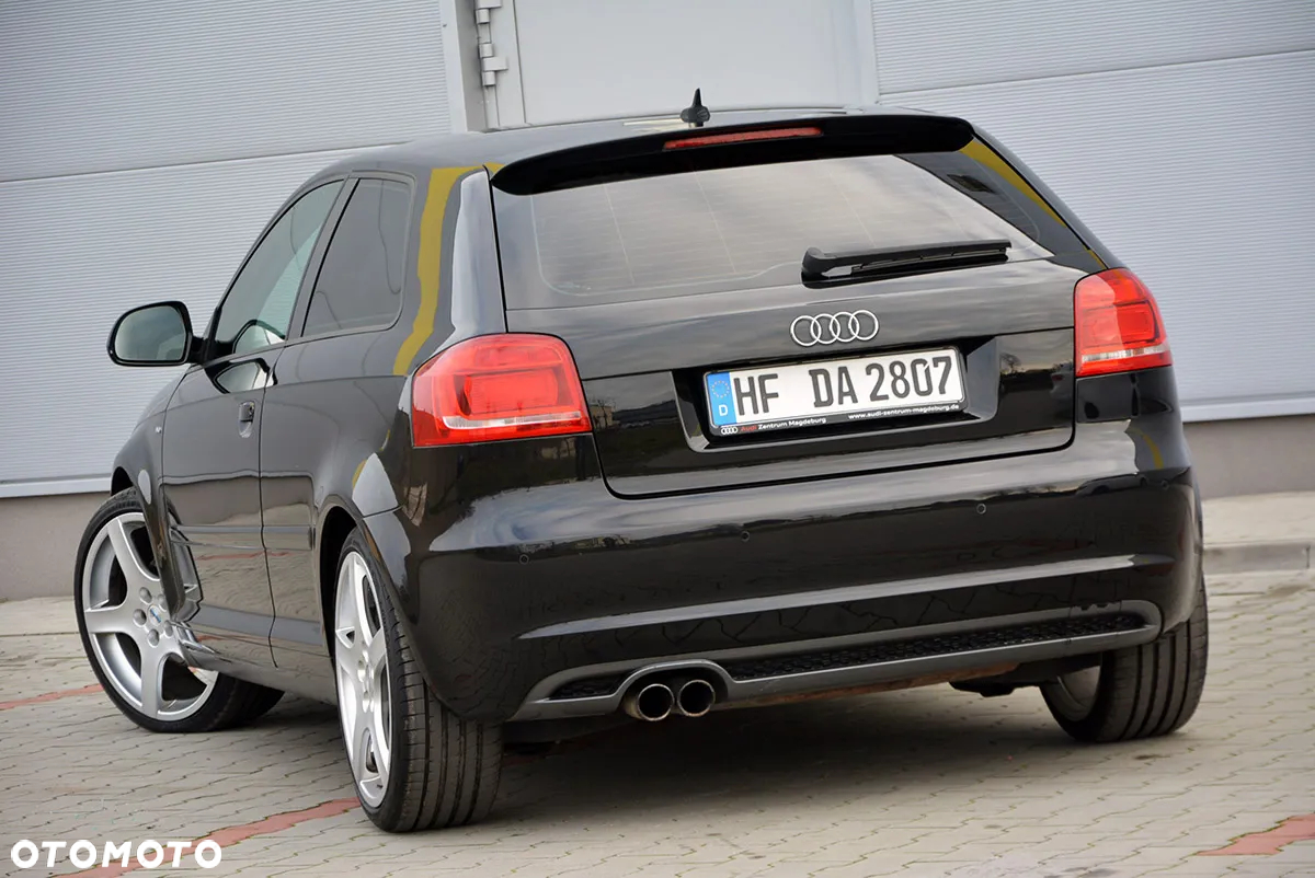 Audi A3 1.8 TFSI S line Sportpaket - 2