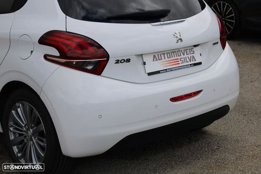 Peugeot 208 1.2 PureTech Style - 15