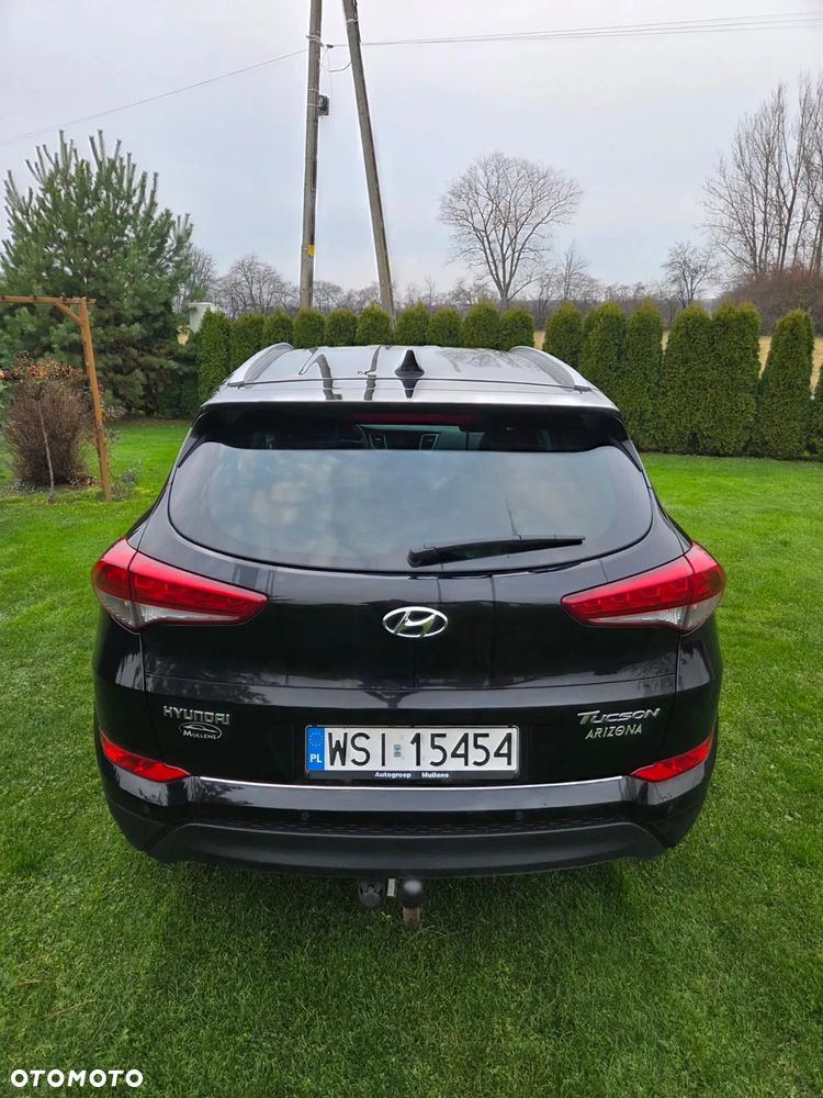 Hyundai Tucson 1.7 CRDI BlueDrive Classic 2WD - 10