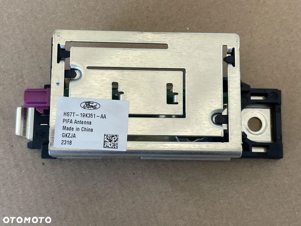 Wzmacniacz antenowy Ford HS7T-19K351-AA OE - 1