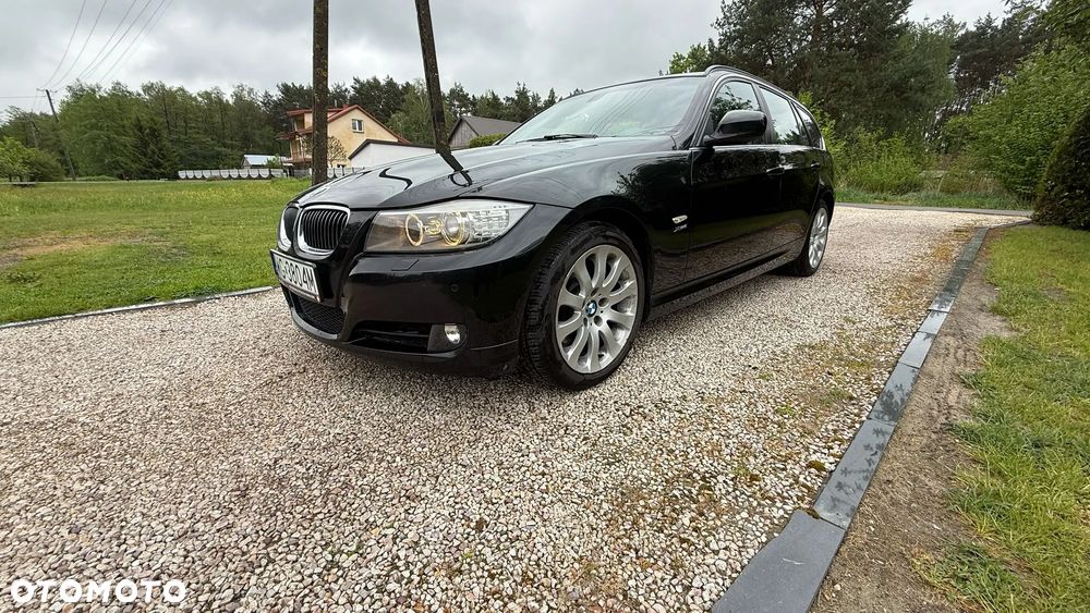 BMW Seria 3 325i xDrive Edition Exclusive - 18