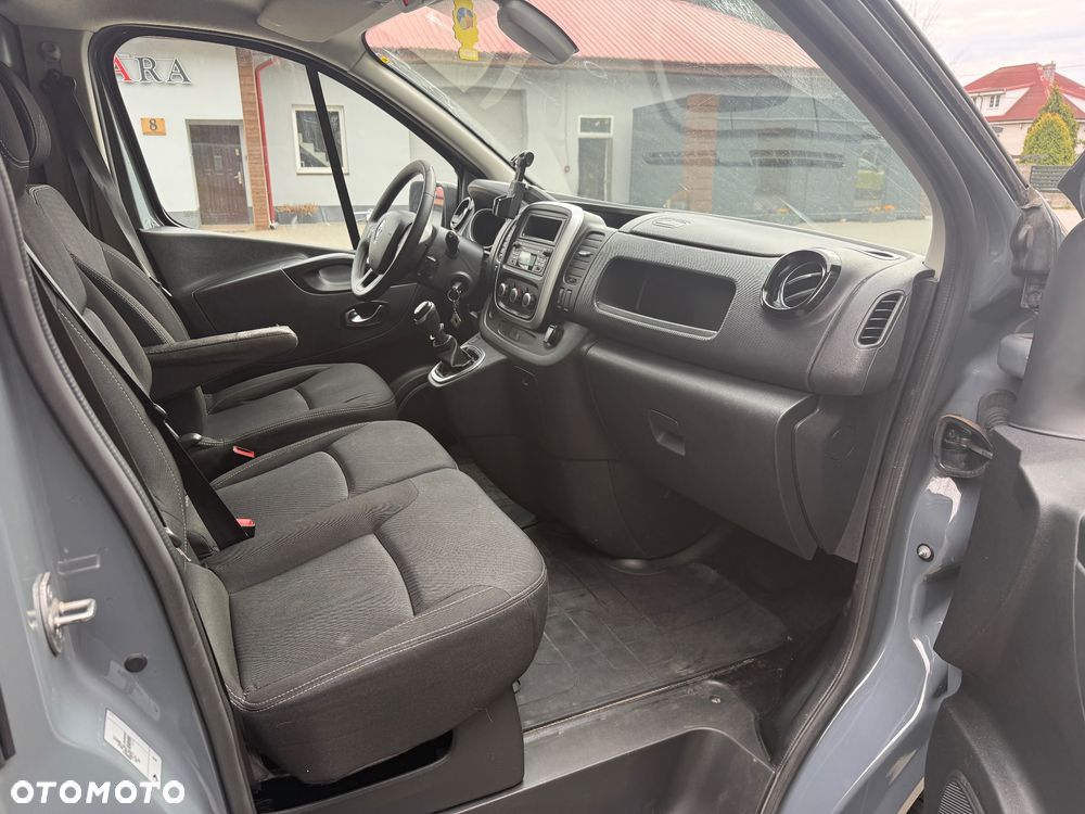 Renault Trafic - 10
