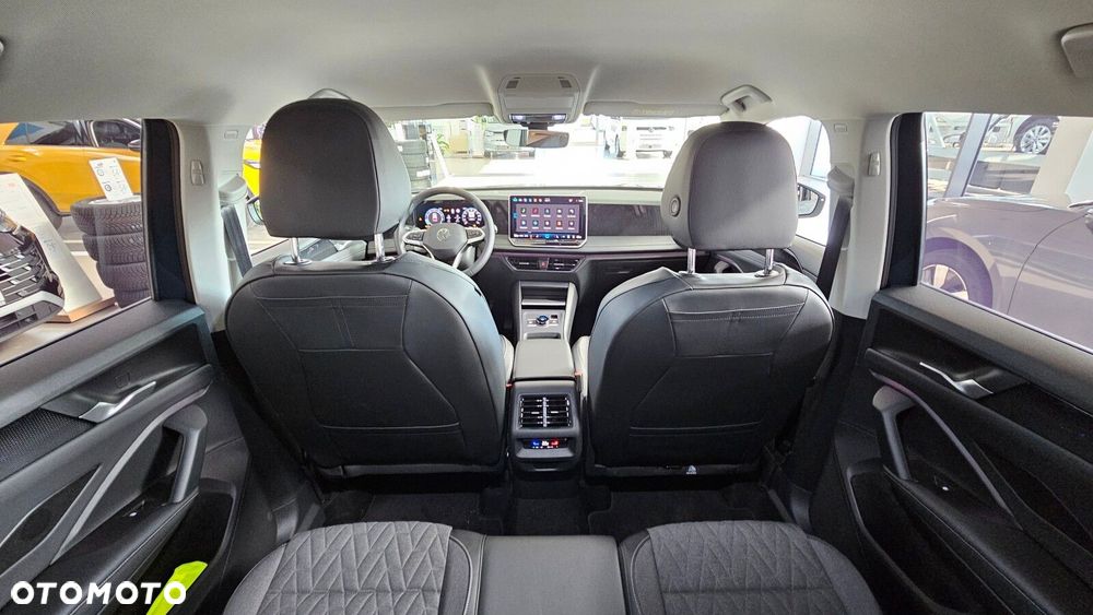 Volkswagen Tiguan - 35