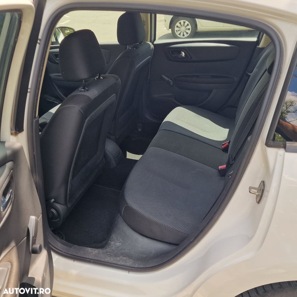 Citroën C4 1.4i 16V SX - 16
