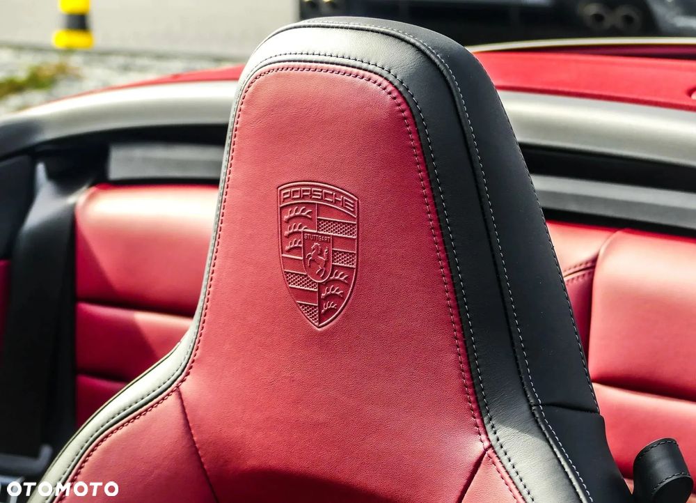 Porsche 911 Carrera Cabrio - 14