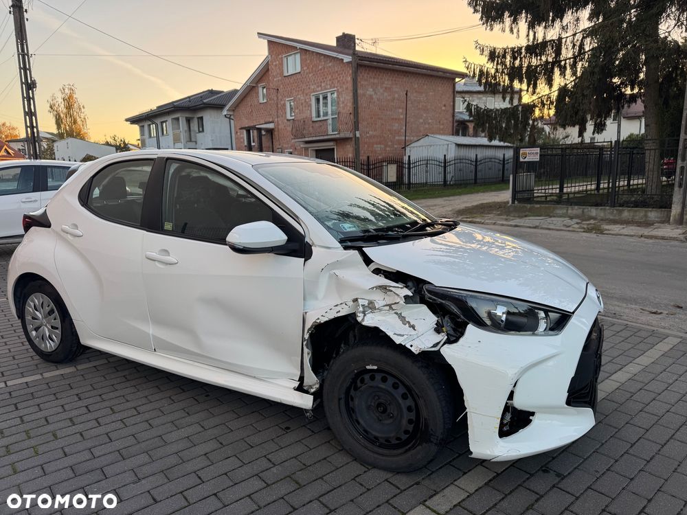 Toyota Yaris 2022 photo 3