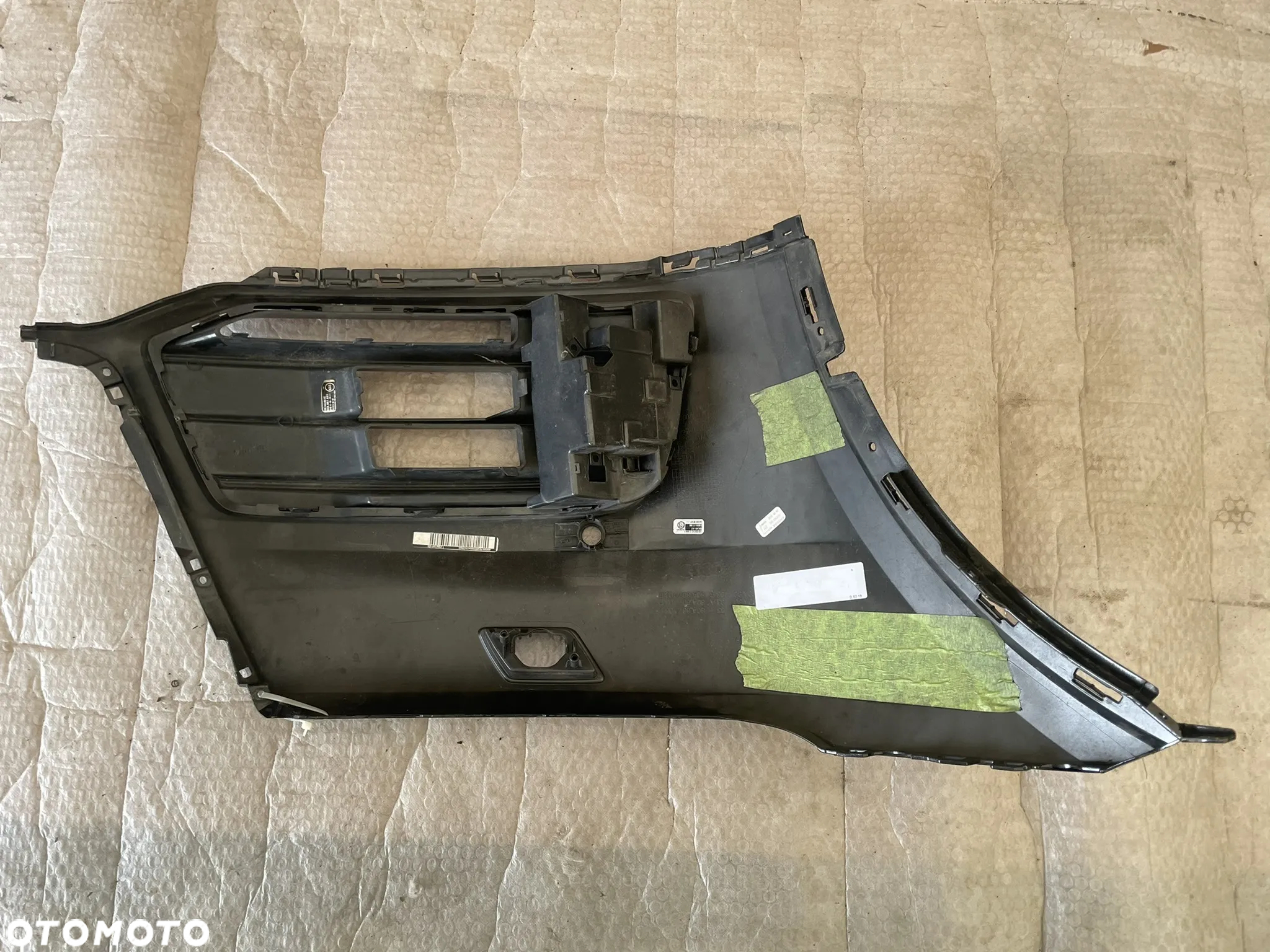 Audi Q5 80A narożnik, zderzak lewy zwykły. - 4