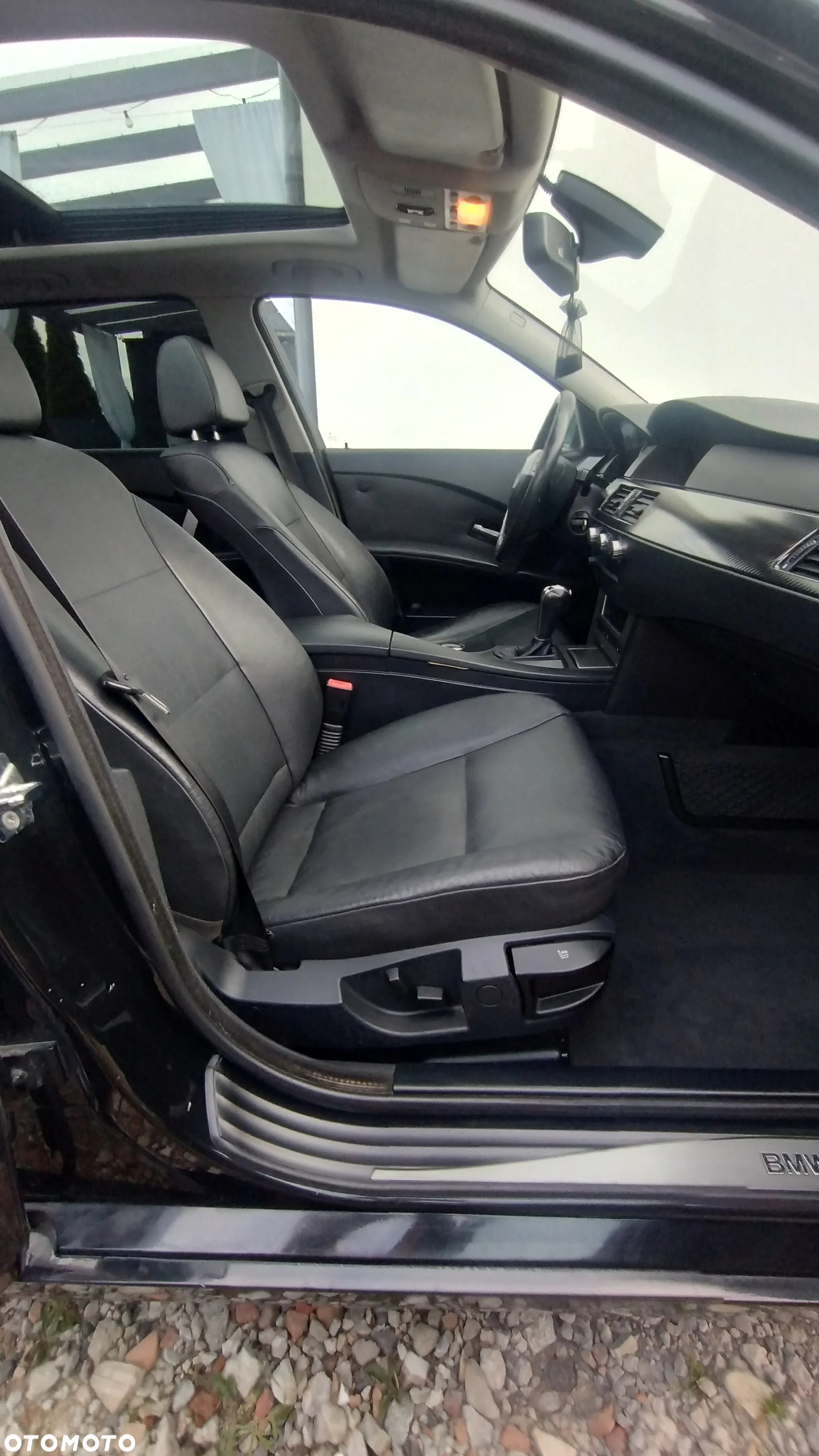 BMW Seria 5 520d Touring - 11