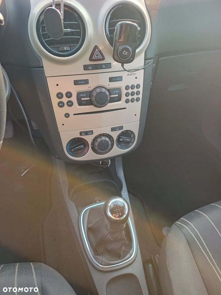 Opel Corsa 1.4 16V - 14