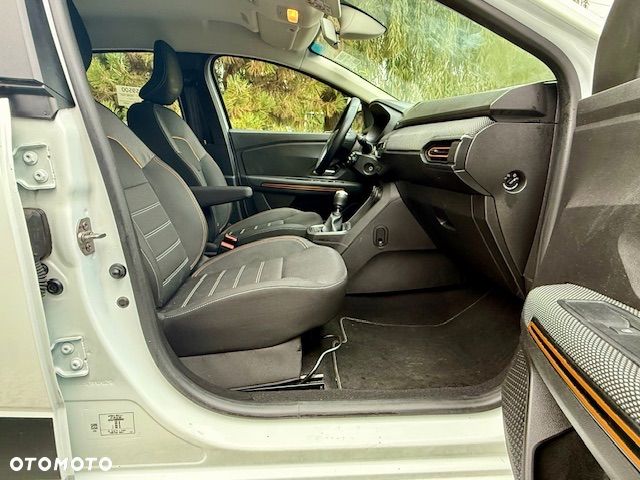 Dacia Sandero TCe 90 Comfort - 28