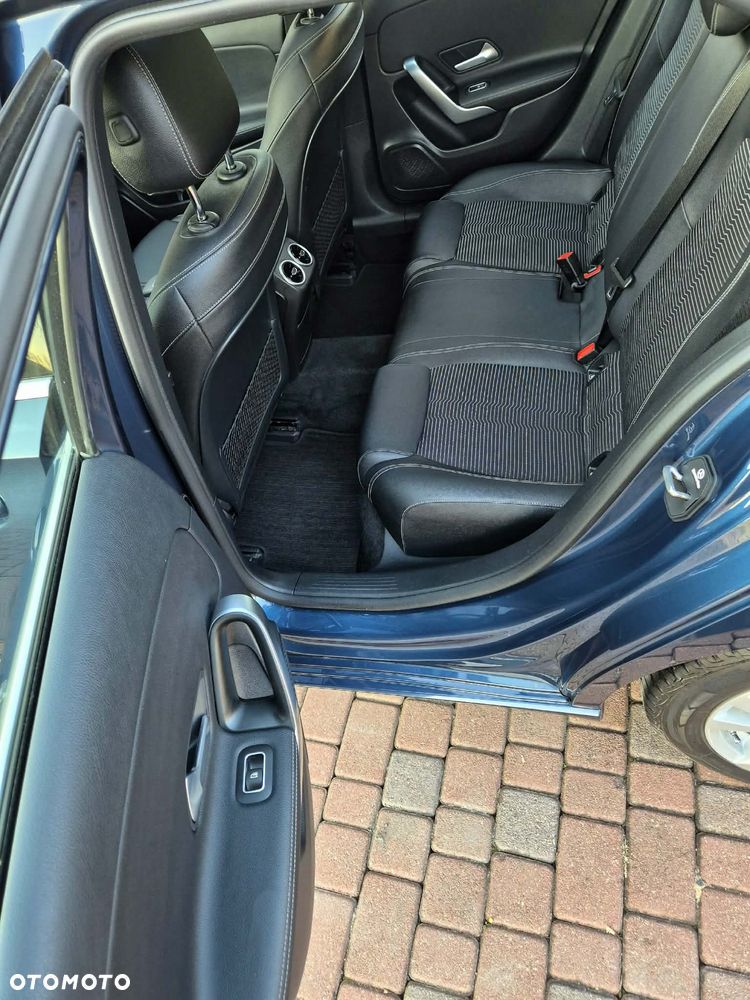 Mercedes-Benz Klasa A 200 Edition 19 - 30