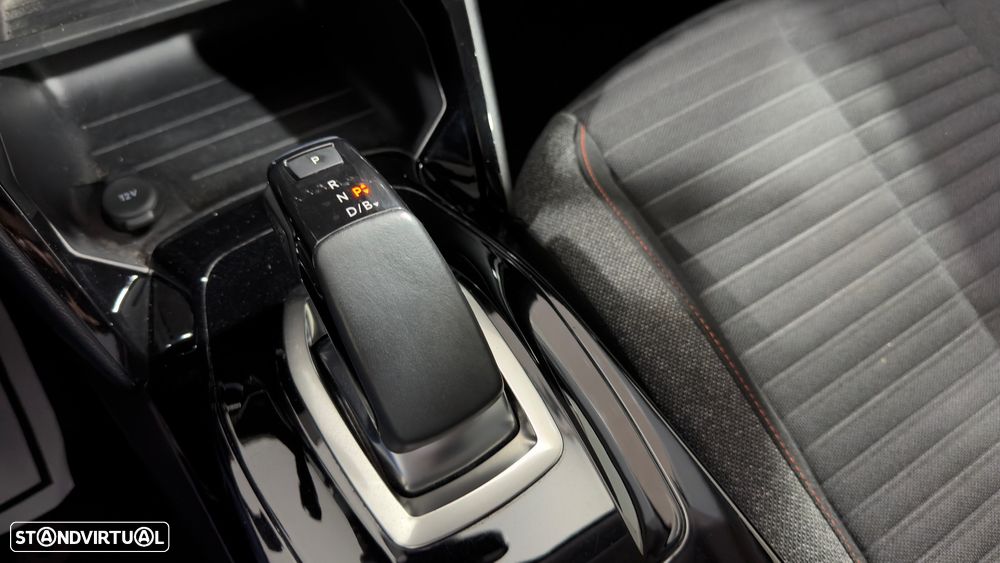 Peugeot e-2008 Active - 36