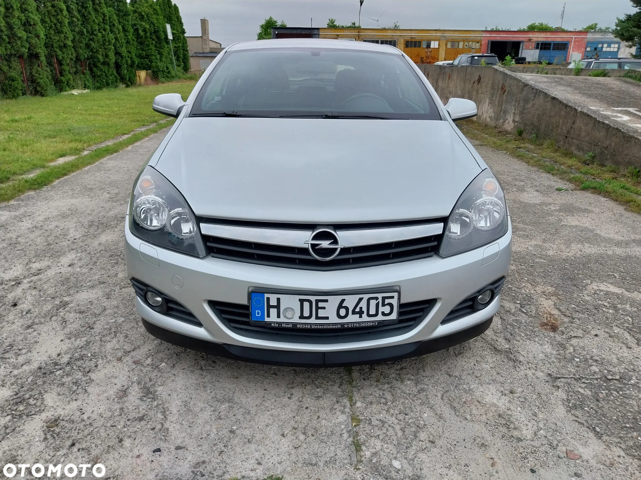 Opel Astra GTC 1.8 Sport - 3