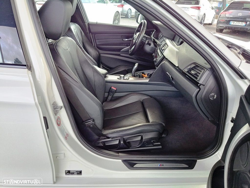 BMW 320 d Auto Pack M - 47