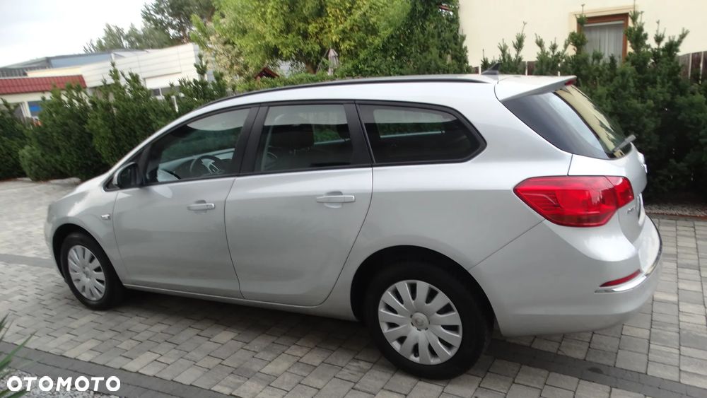 Opel Astra 1.4 T Cosmo - 9