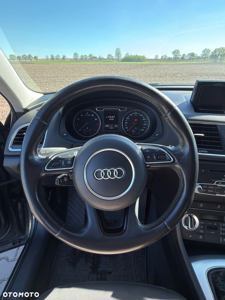 Audi Q3 - 17